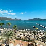Hotel Aurasia