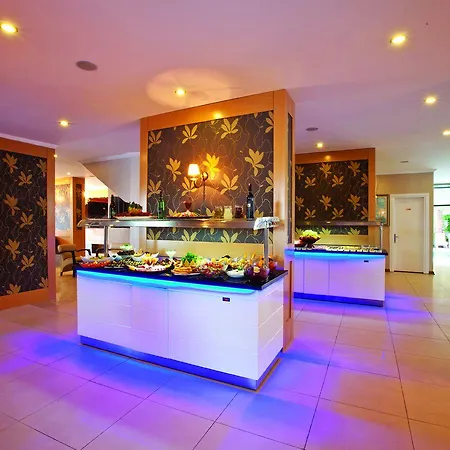Aurasia Hotel
