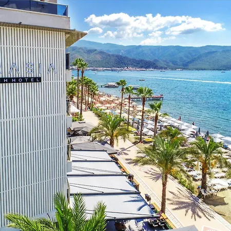 Aurasia Hotell