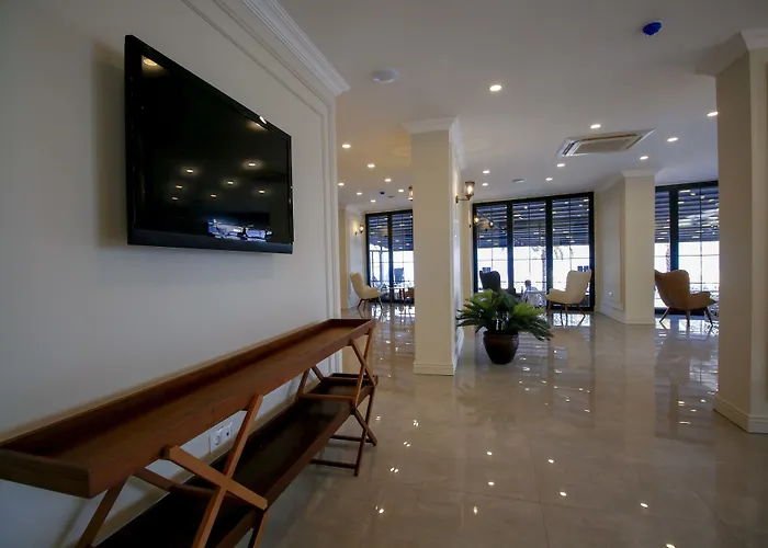 Aurasia